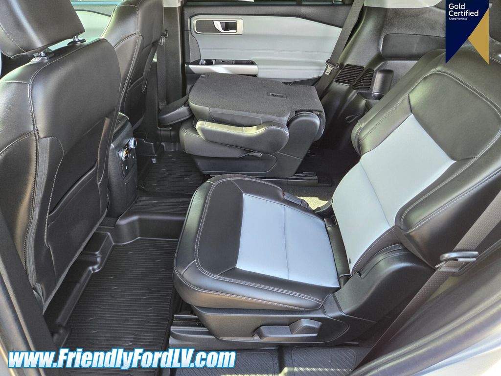 Used 2023 Ford Explorer - photo 5