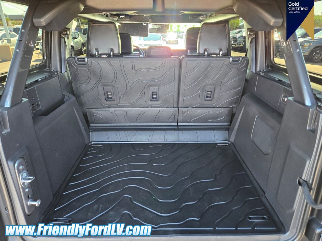 Used 2024 Ford Bronco - photo 12
