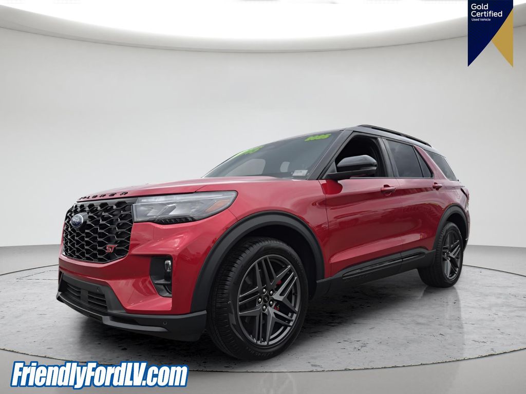 Used 2025 Ford Explorer - photo 2
