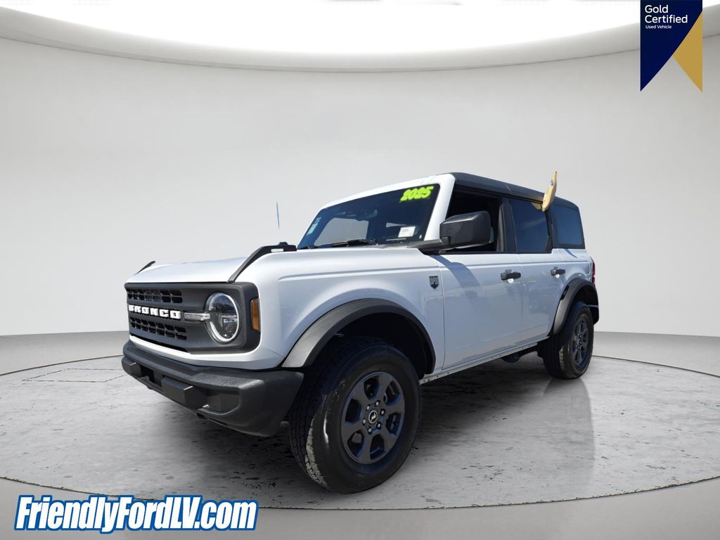 Used 2025 Ford Bronco - photo 2