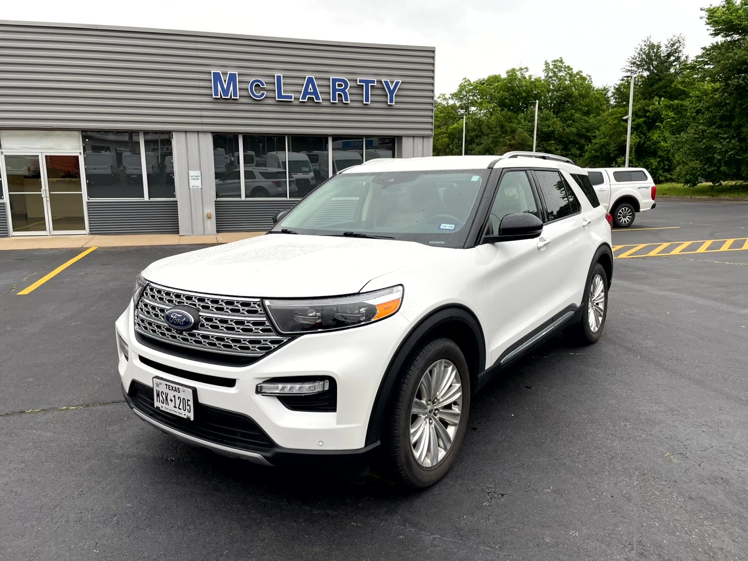Used 2020 Ford Explorer - photo 1