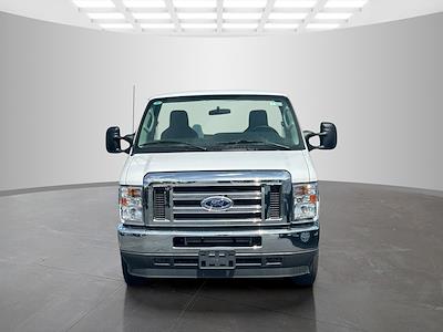 New 2027 Ford E-450 - photo 2