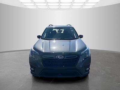 Used 2022 Subaru Forester - photo 2