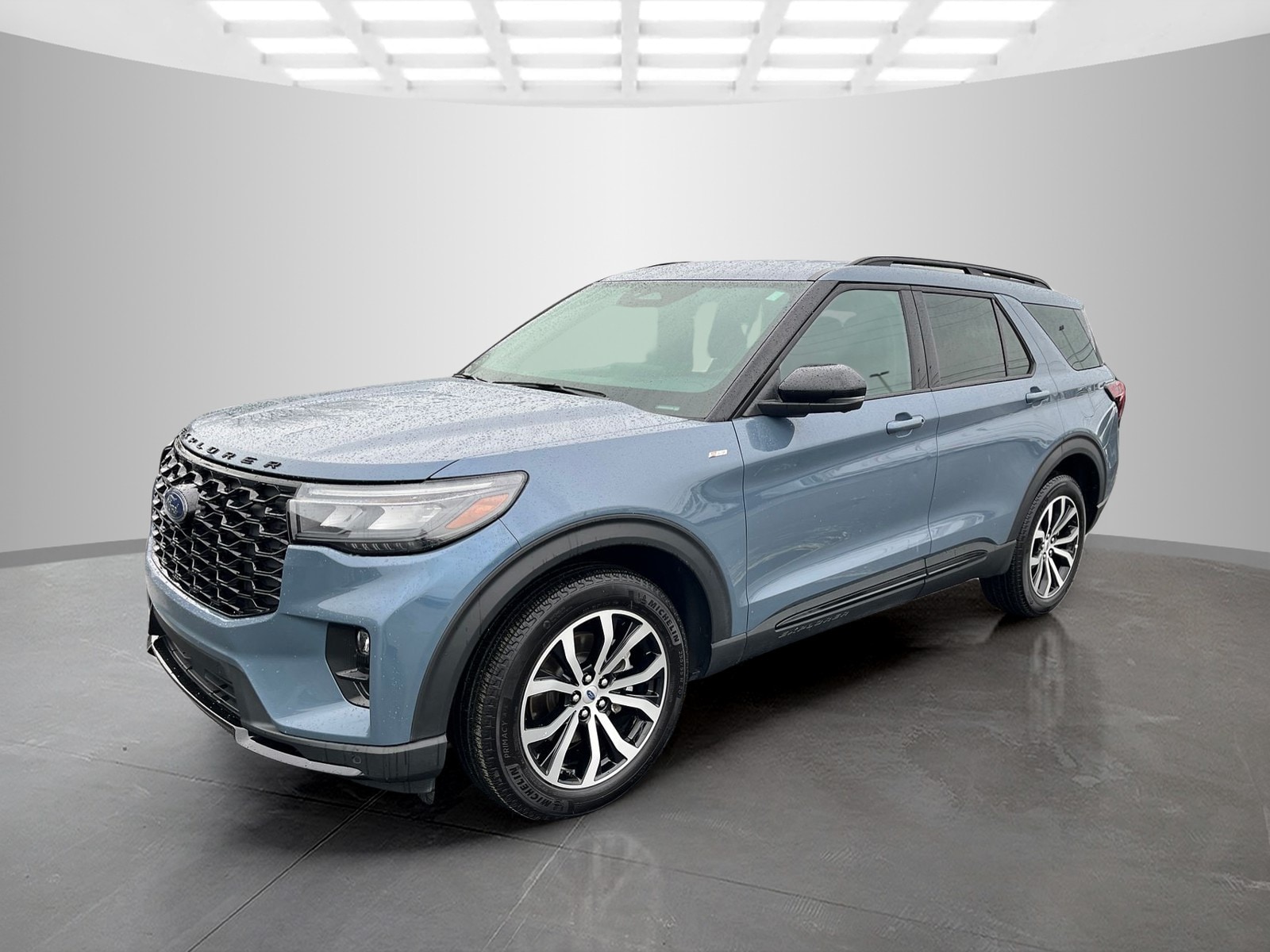 Used 2025 Ford Explorer - photo 10