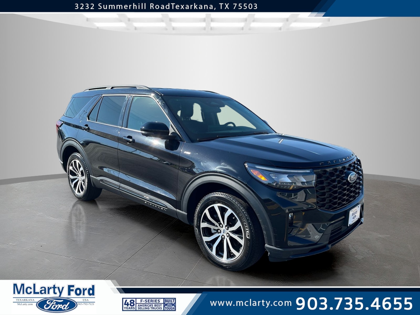 Used 2025 Ford Explorer - photo 1