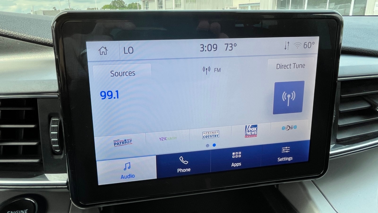 Used 2024 Ford Explorer - photo 10