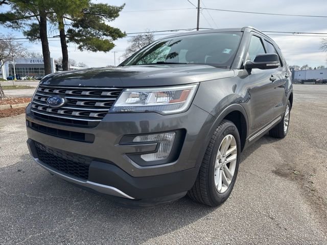 Used 2017 Ford Explorer - photo 9