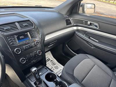 Used 2017 Ford Explorer - photo 1