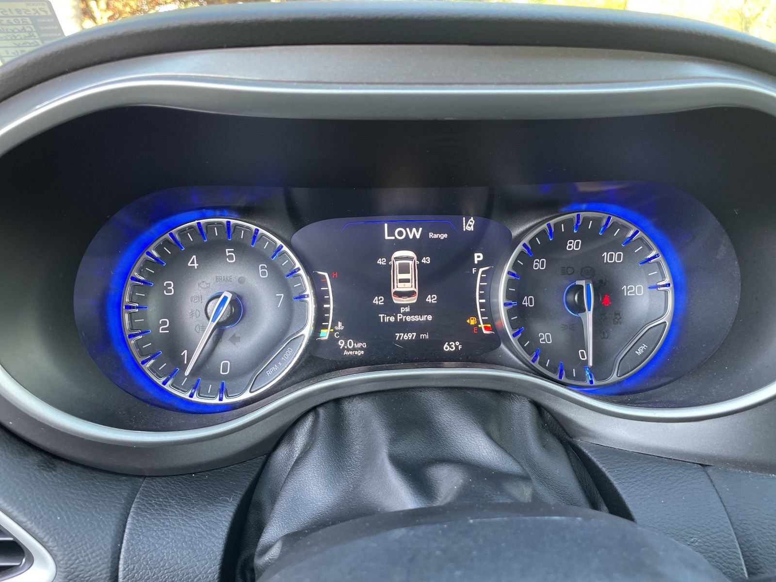 Used 2023 Chrysler Pacifica - photo 6