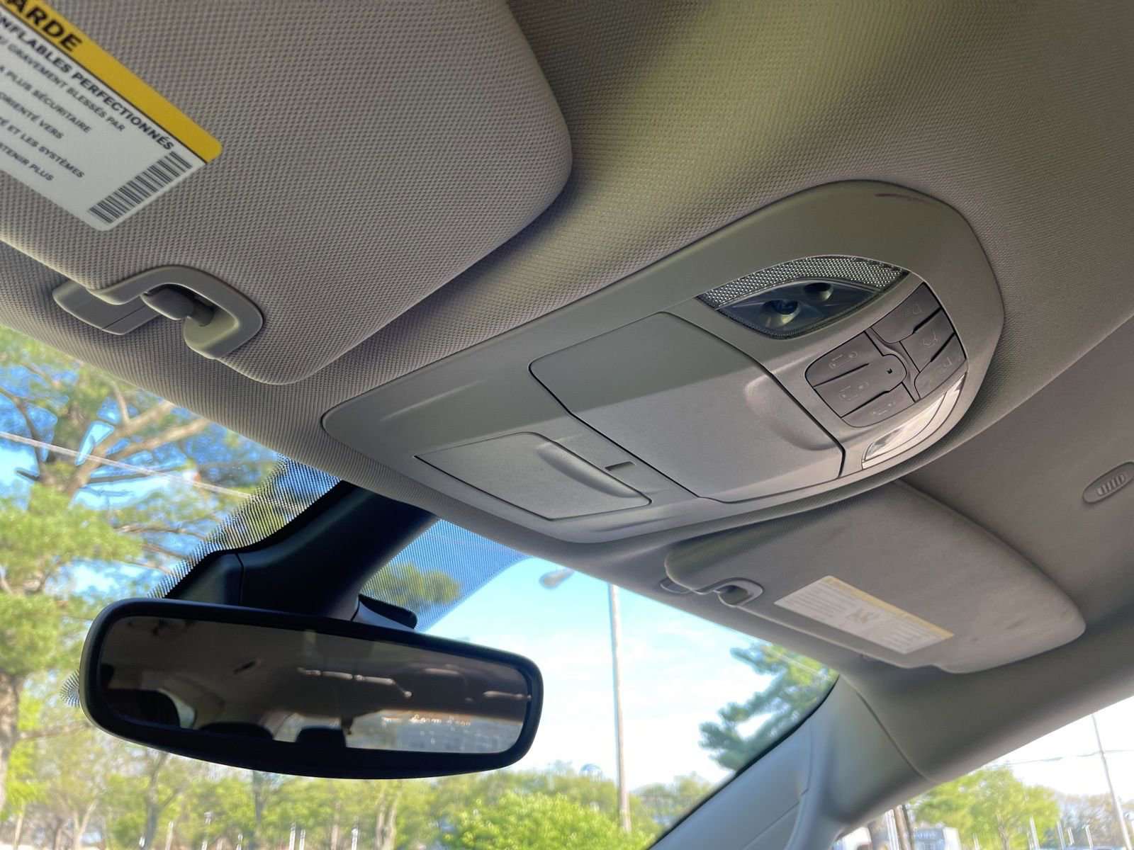 Used 2023 Chrysler Pacifica - photo 18