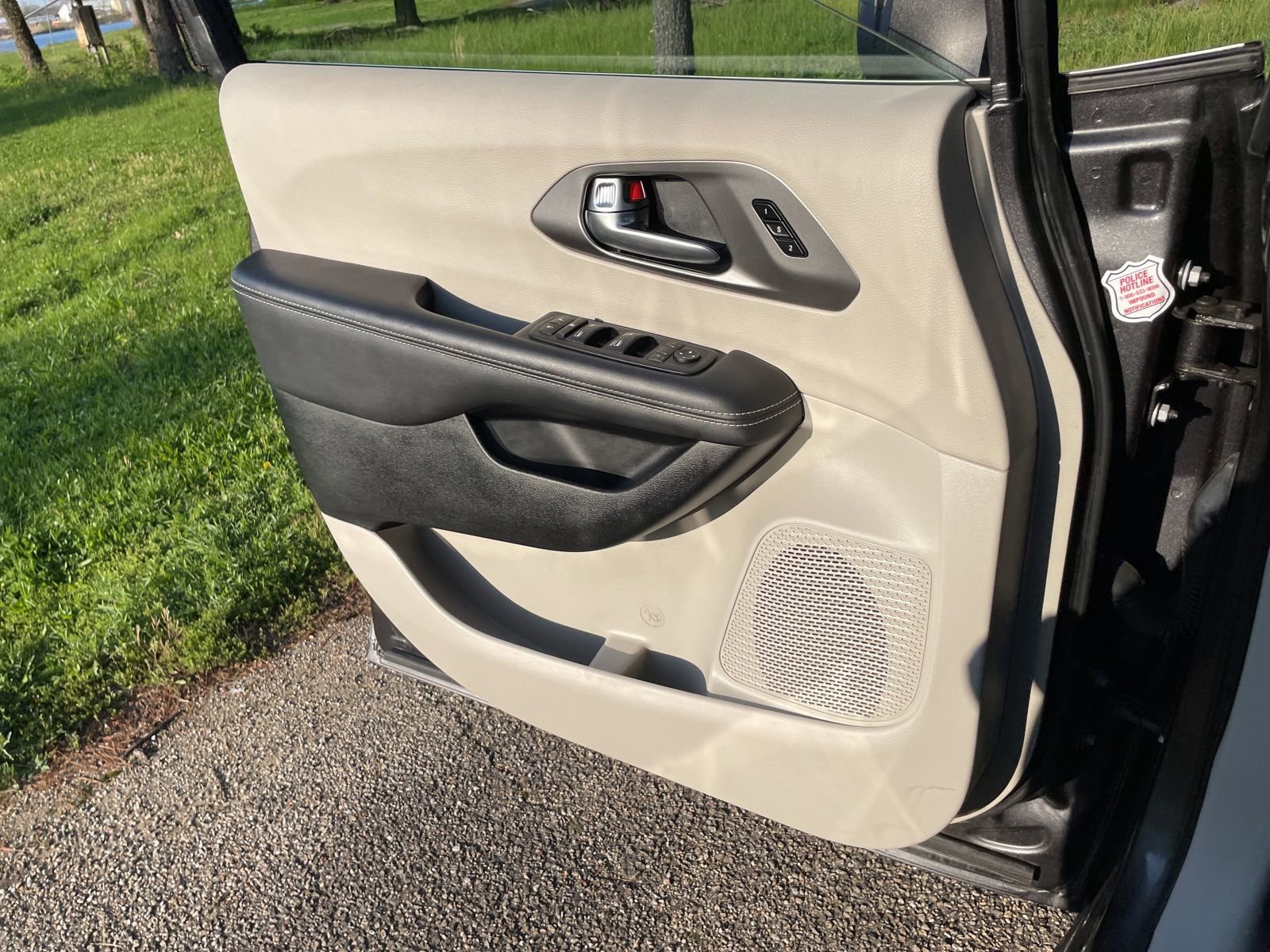 Used 2023 Chrysler Pacifica - photo 21