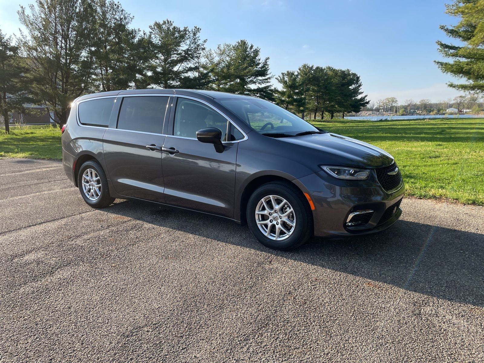 Used 2023 Chrysler Pacifica - photo 26