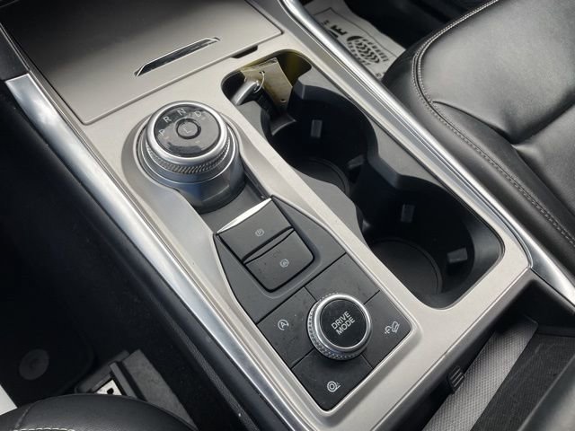 Used 2024 Ford Explorer - photo 10