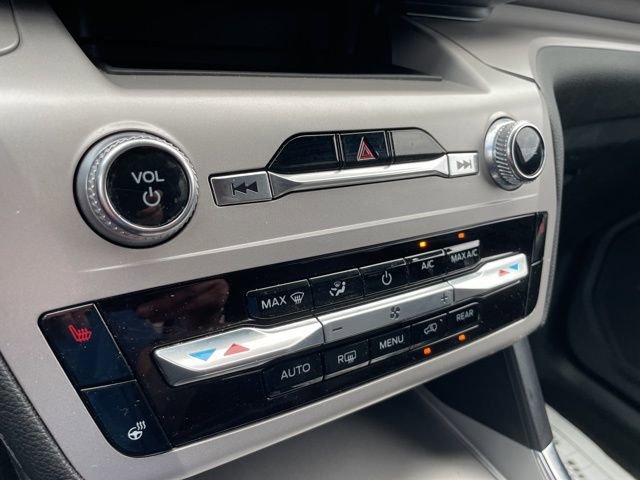 Used 2024 Ford Explorer - photo 18