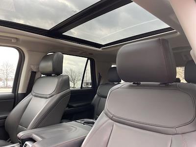 Used 2025 Ford Expedition - photo 1