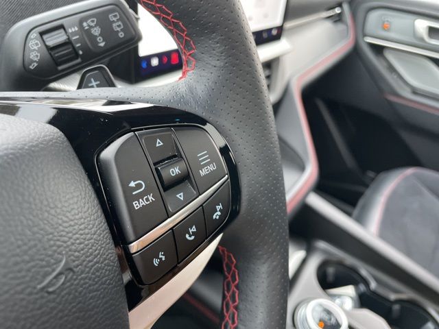 Used 2025 Ford Explorer - photo 12