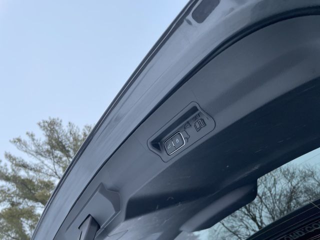 Used 2025 Ford Explorer - photo 35