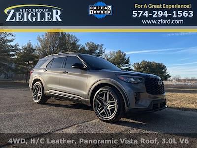 Used 2025 Ford Explorer - photo 1