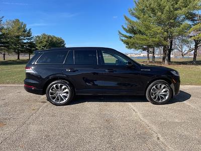 Used 2025 Lincoln Aviator - photo 1