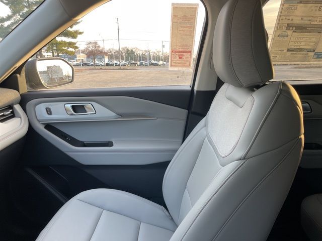 New 2026 Ford Explorer - photo 22