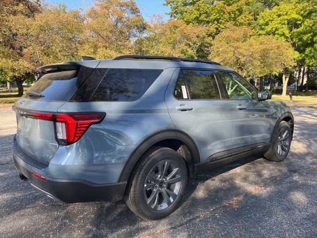 New 2026 Ford Explorer - photo 2