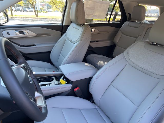 New 2026 Ford Explorer - photo 28