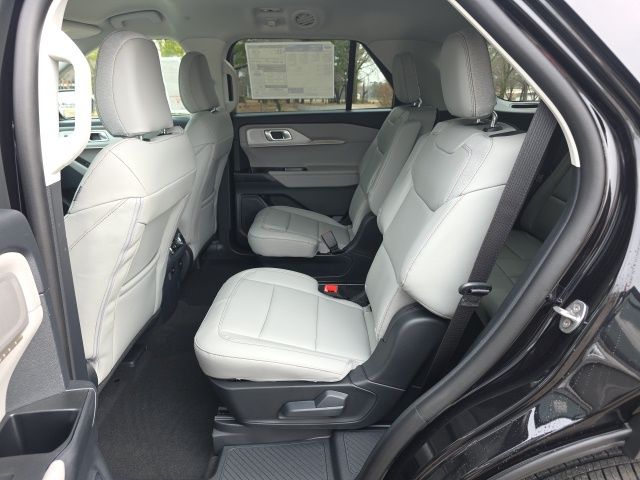 New 2026 Ford Explorer - photo 35