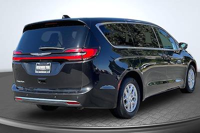 2023 Chrysler Pacifica FWD Minivan for sale #R63349 - photo 2