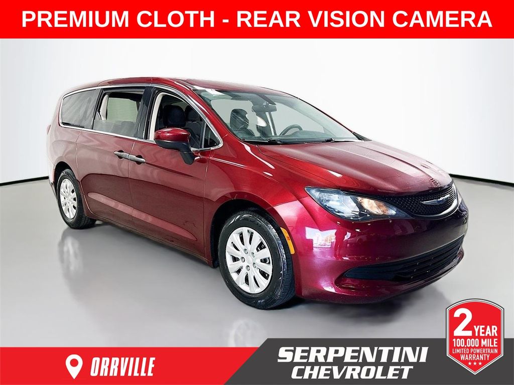 Used 2019 Chrysler Pacifica - photo 1