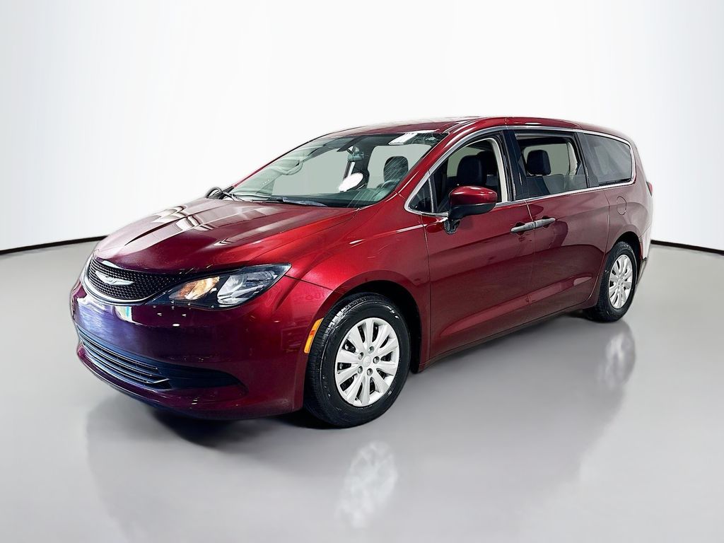 Used 2019 Chrysler Pacifica - photo 2