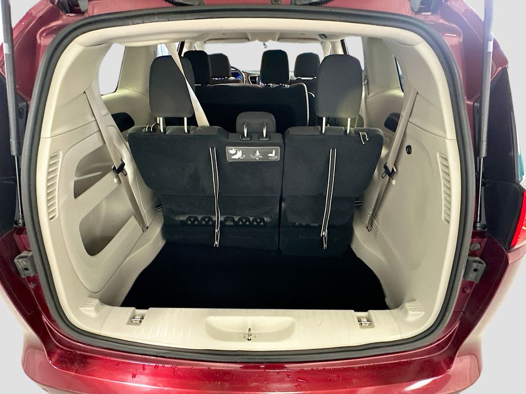 Used 2019 Chrysler Pacifica - photo 28