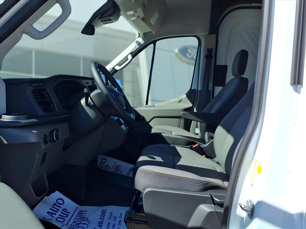 New 2025 Ford E-Transit 350 - photo 18