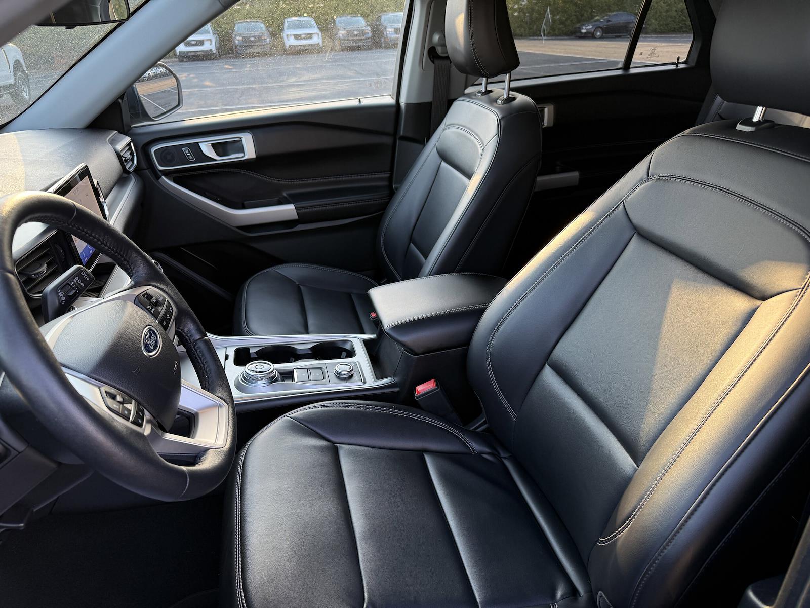 Used 2022 Ford Explorer - photo 12