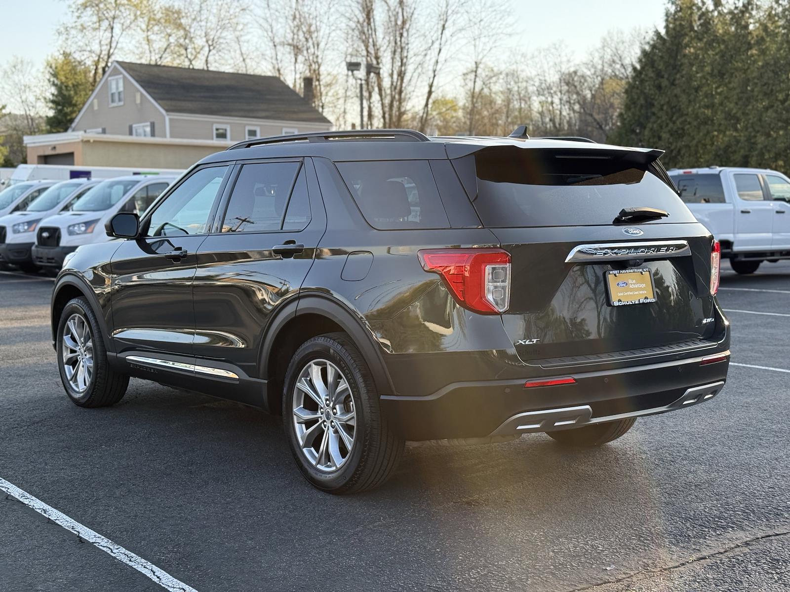 Used 2022 Ford Explorer - photo 6