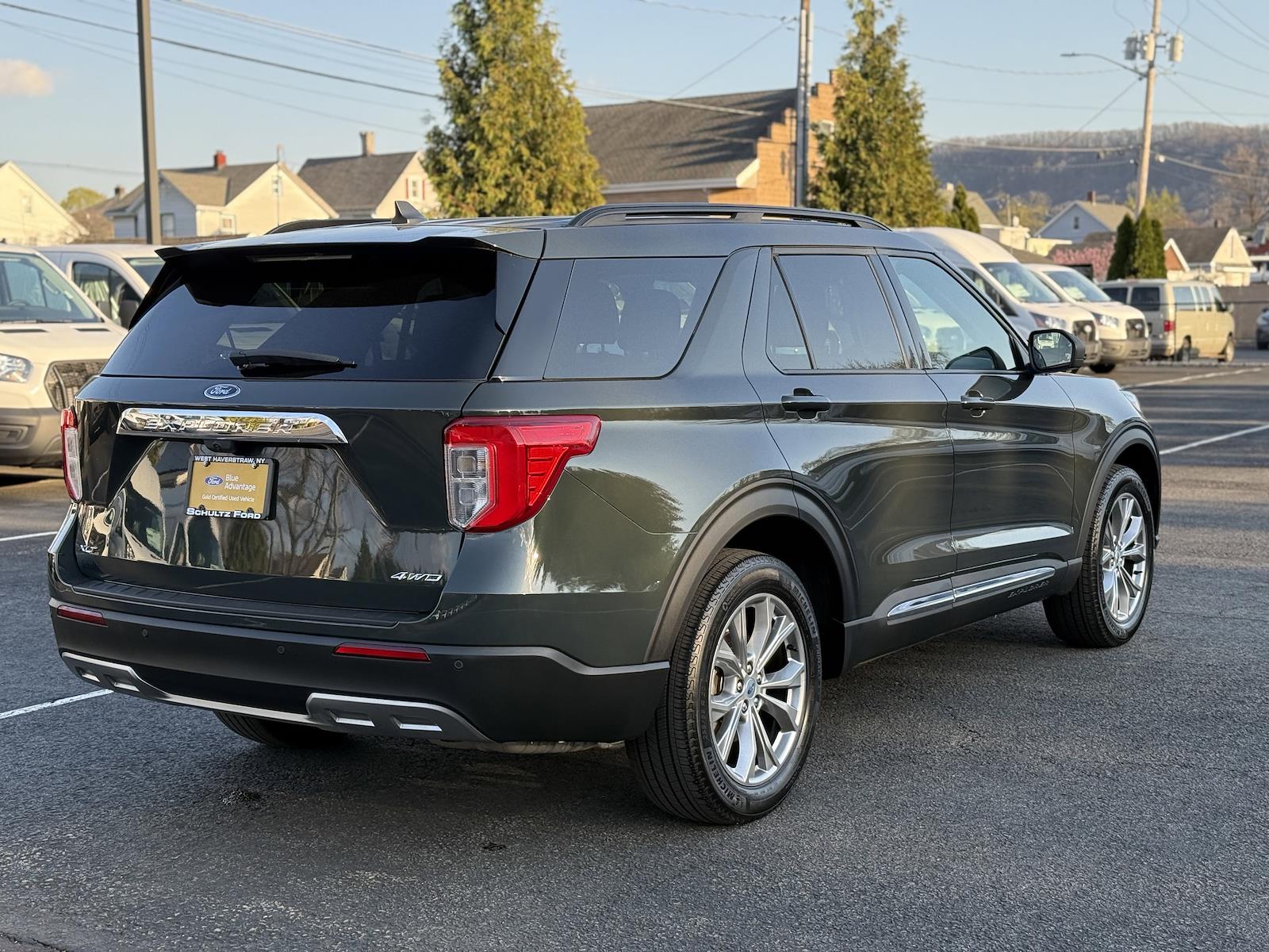 Used 2022 Ford Explorer - photo 8