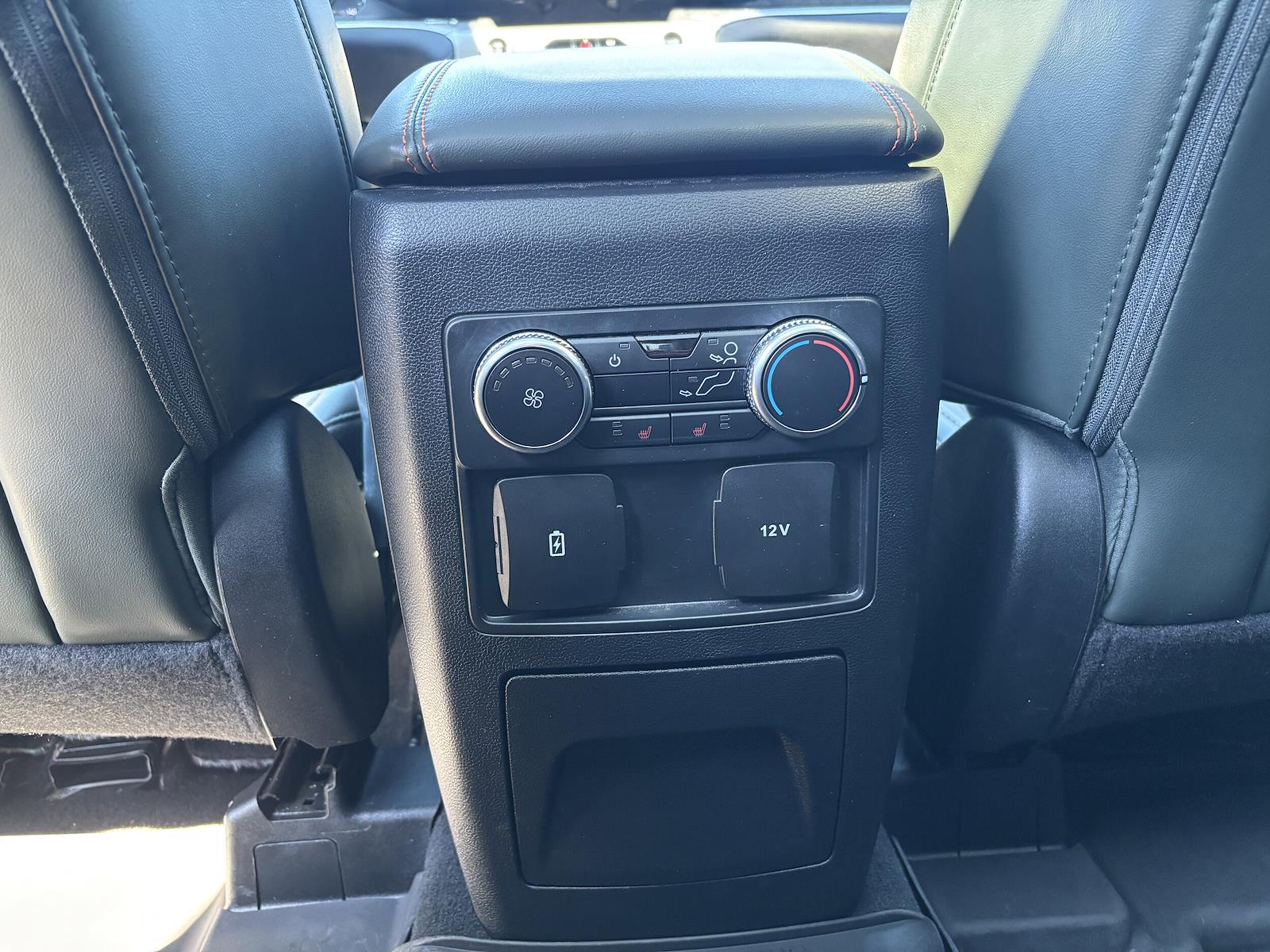 Used 2022 Ford Explorer - photo 26