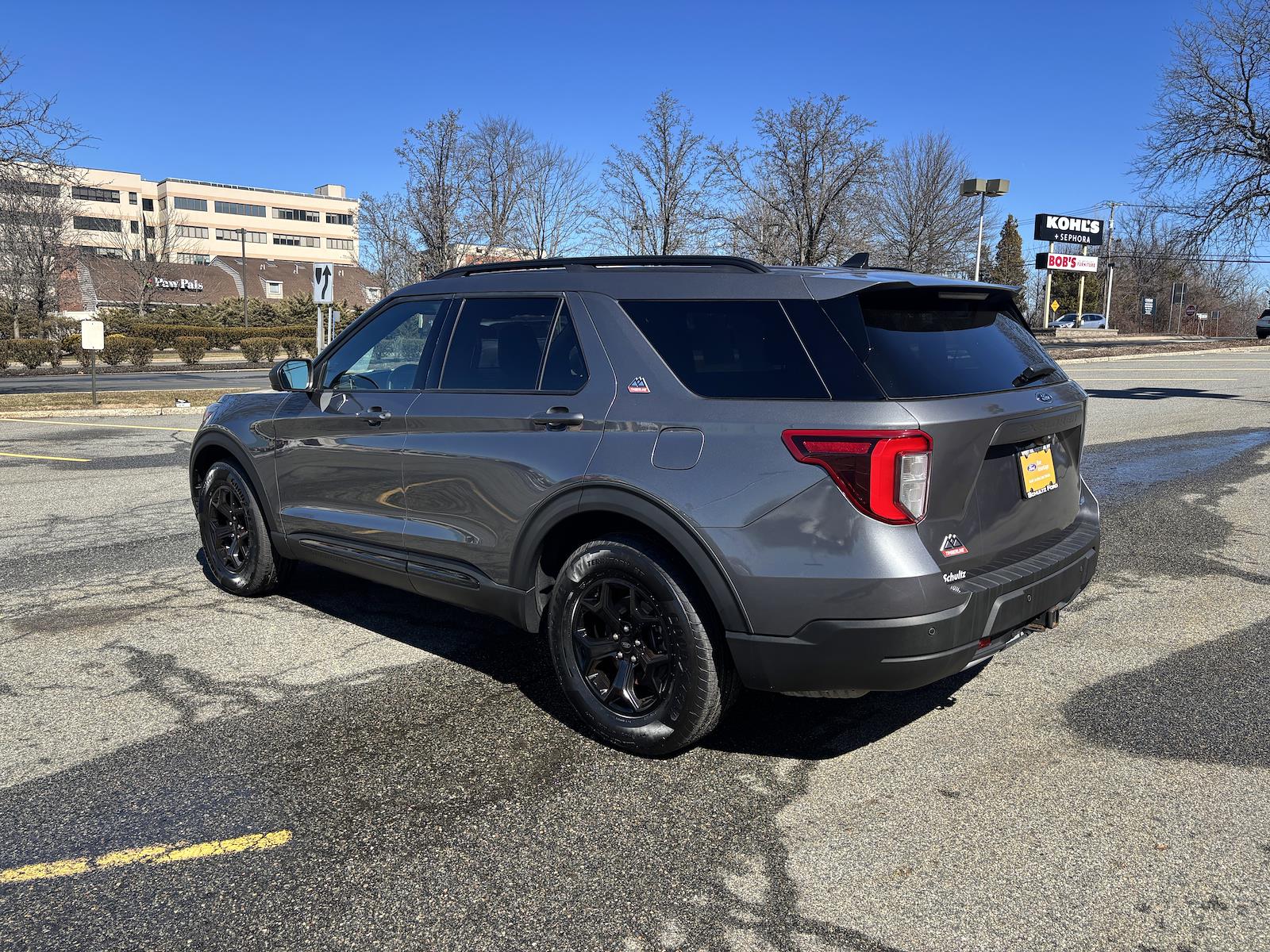 Used 2022 Ford Explorer - photo 6