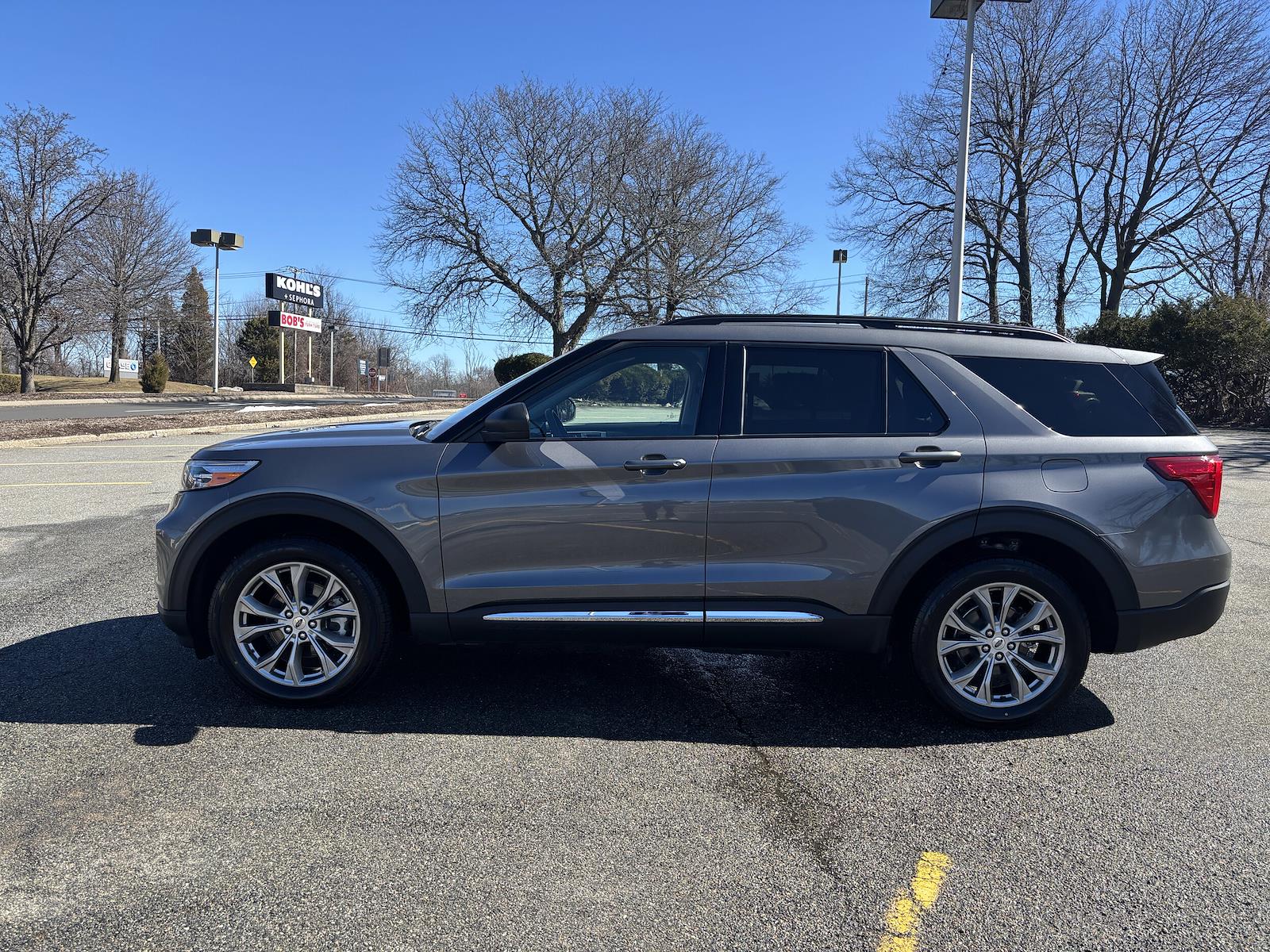 Used 2023 Ford Explorer - photo 5