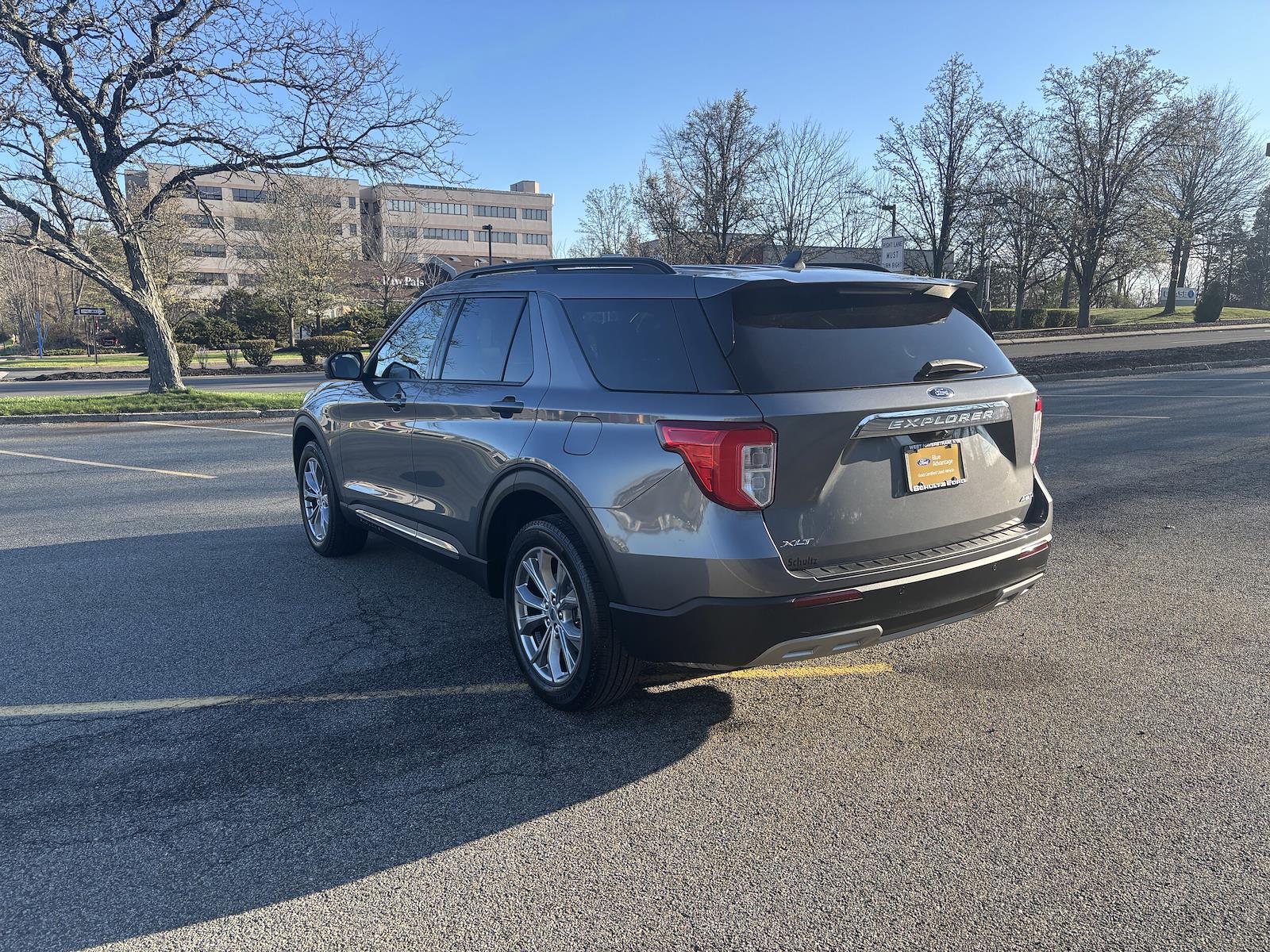 Used 2022 Ford Explorer - photo 6