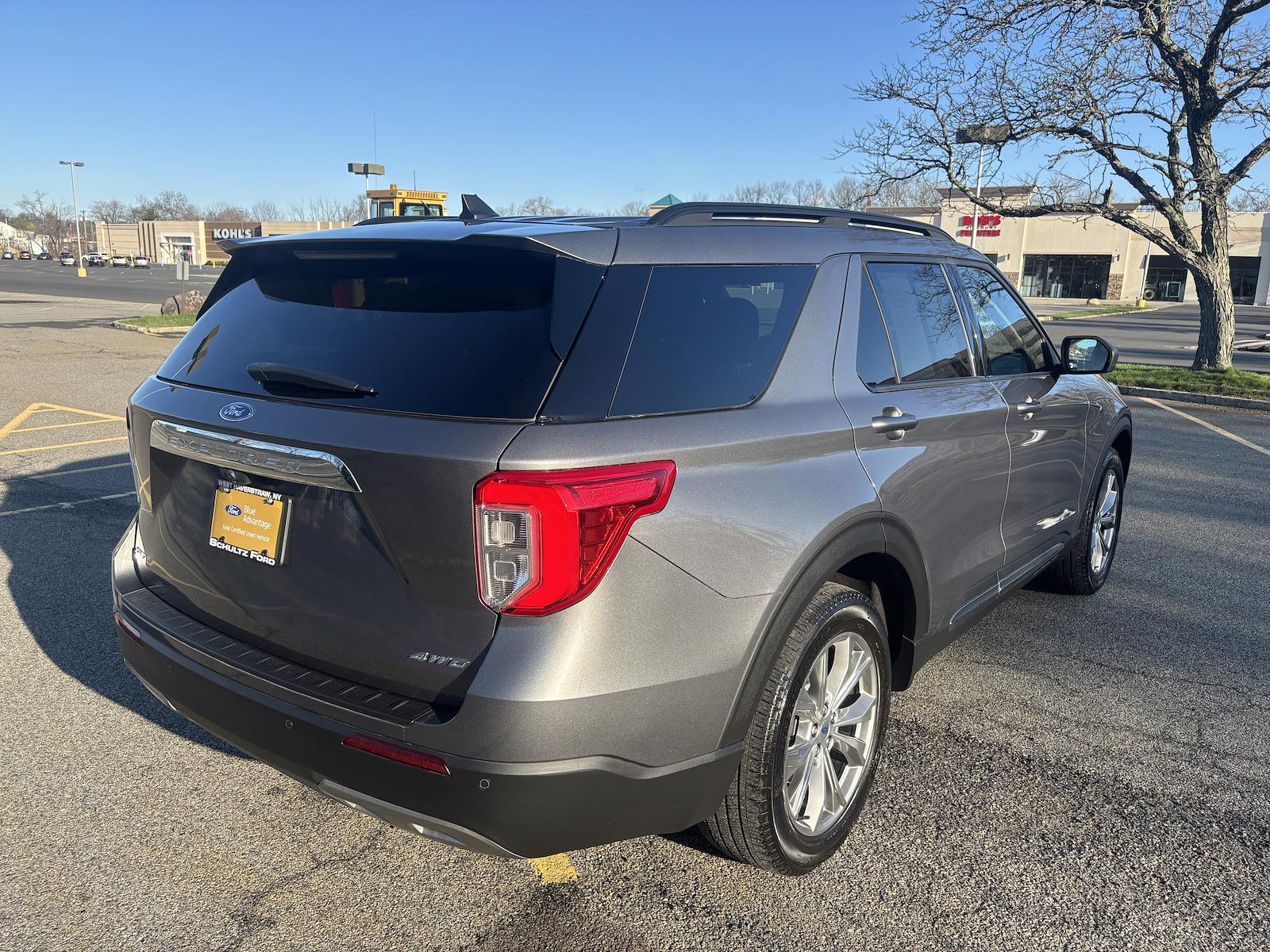 Used 2022 Ford Explorer - photo 9