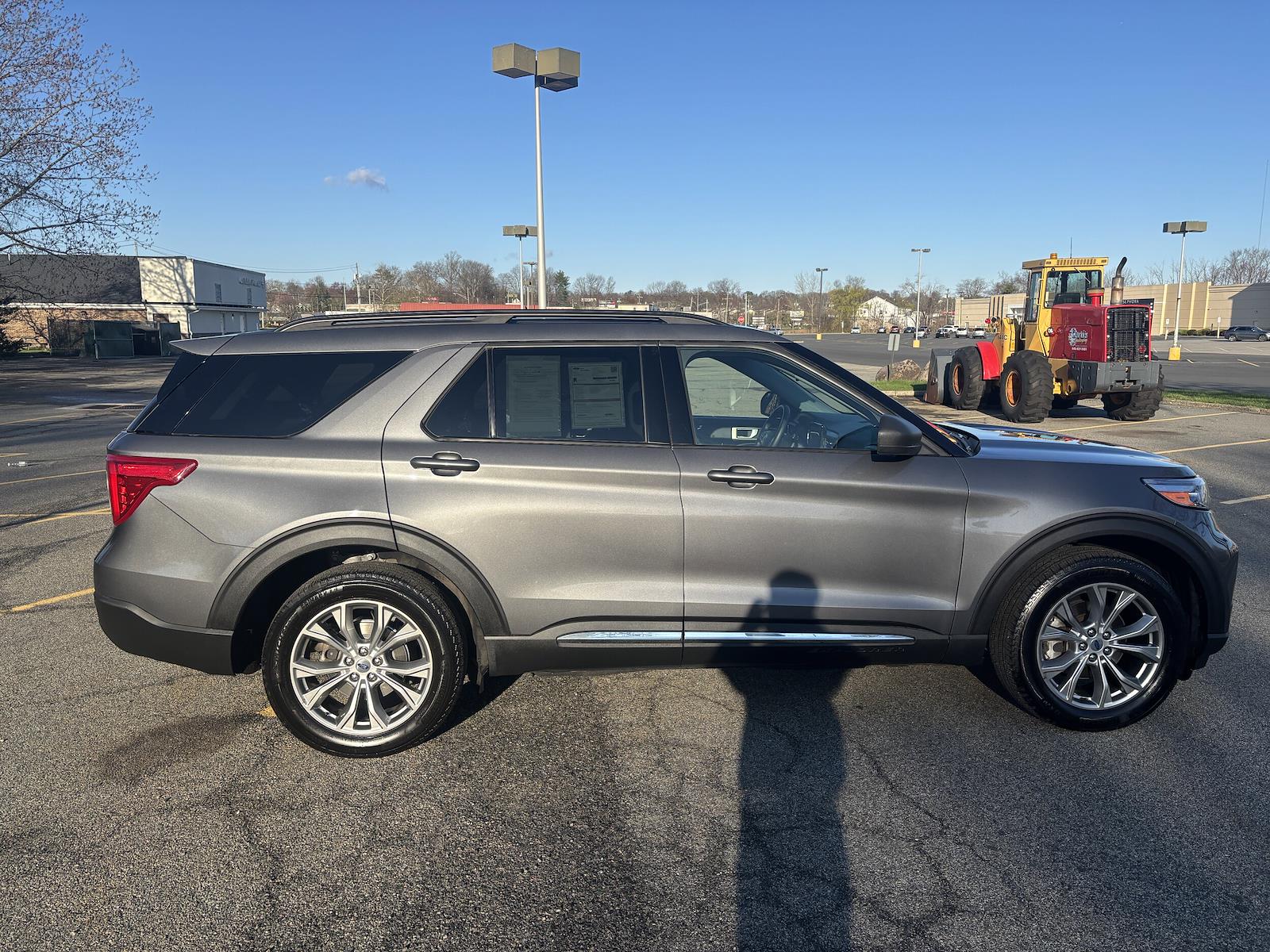 Used 2022 Ford Explorer - photo 10