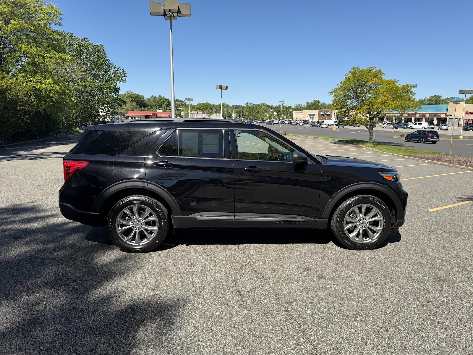 Used 2023 Ford Explorer - photo 10