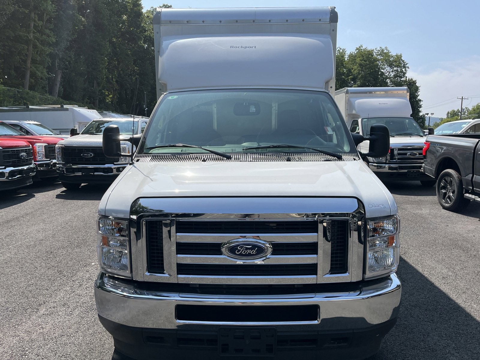New 2025 Ford E-350 - photo 5