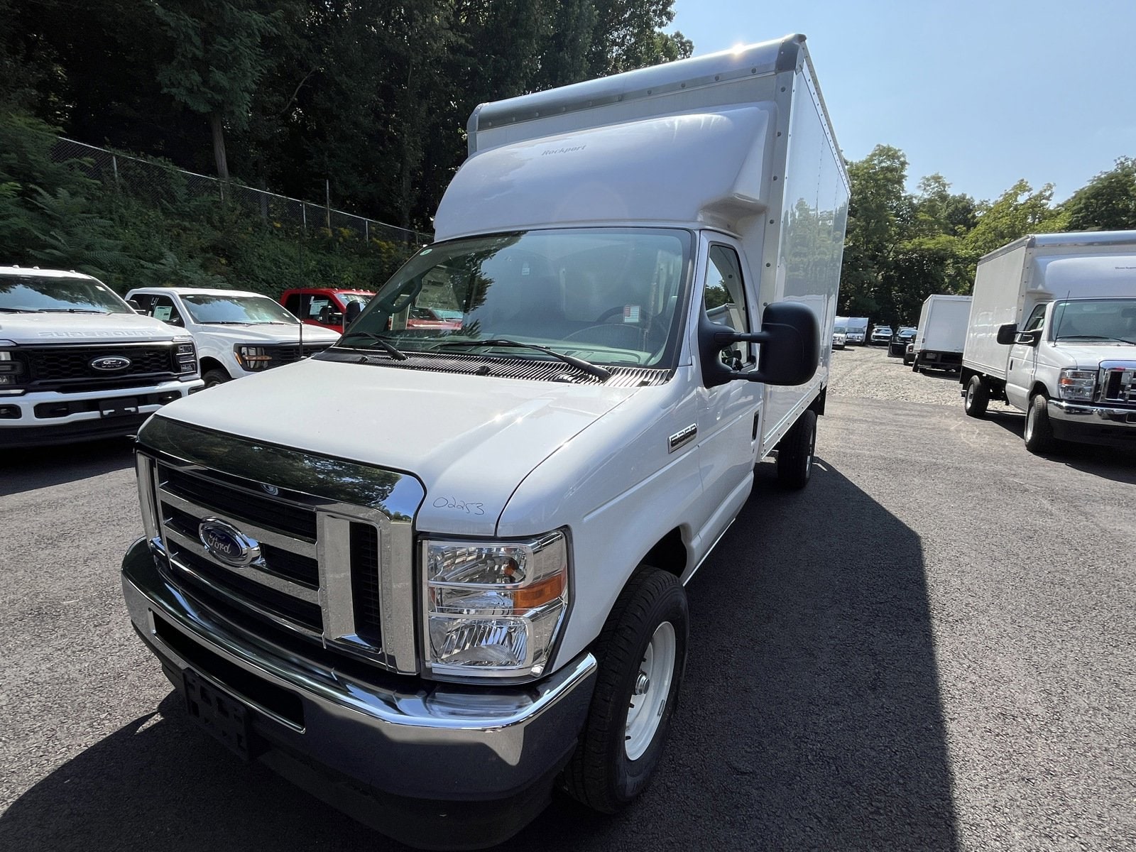 New 2025 Ford E-350 - photo 9