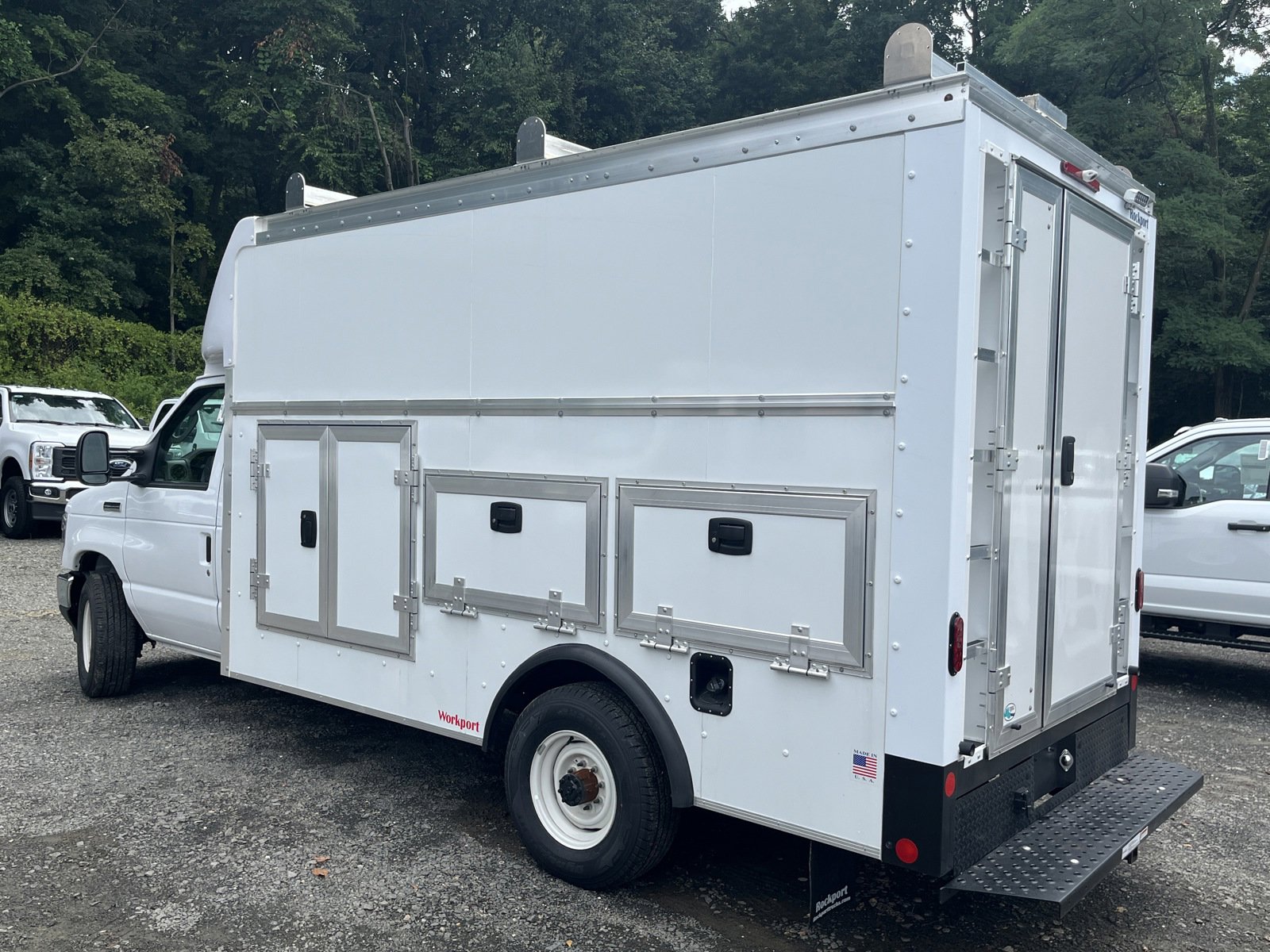 New 2025 Ford E-350 - photo 12