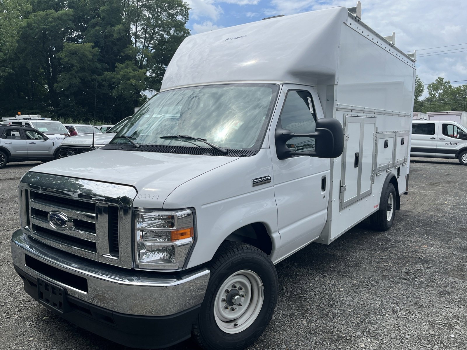 New 2025 Ford E-350 - photo 15