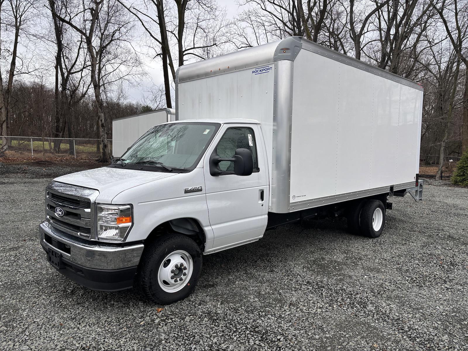 New 2026 Ford E-450 - photo 1