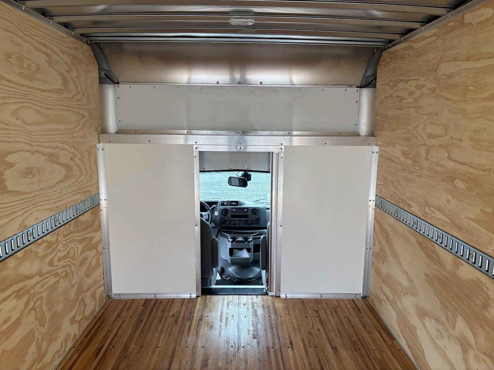 New 2026 Ford E-450 - photo 9