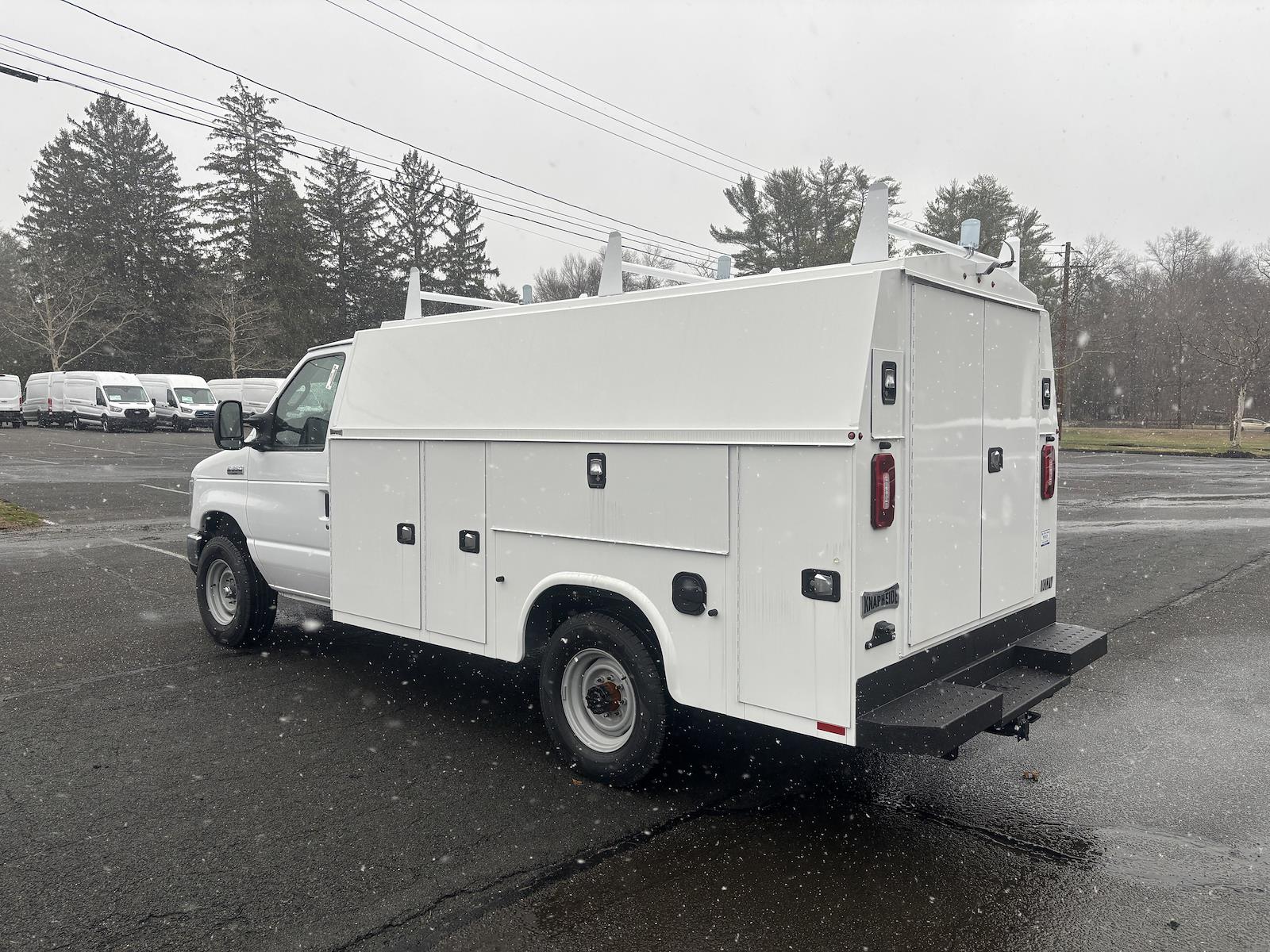 New 2026 Ford E-350 - photo 2