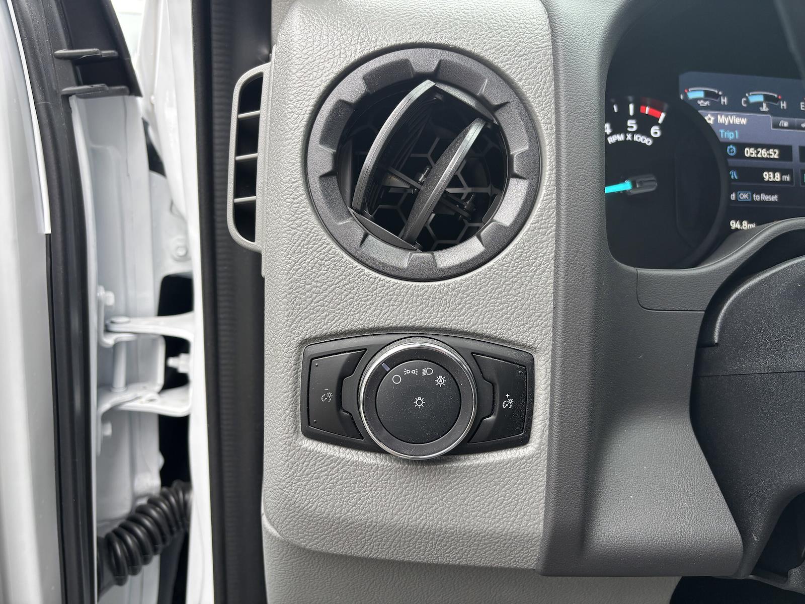 New 2026 Ford E-350 - photo 20